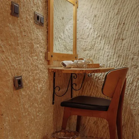 B&B Gazel Cave House 어굽
