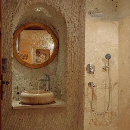 Gazel Cave House B&B 3*