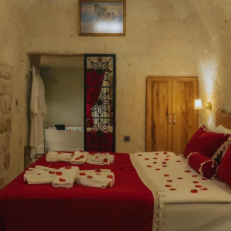 Gazel Cave House B&B 3*