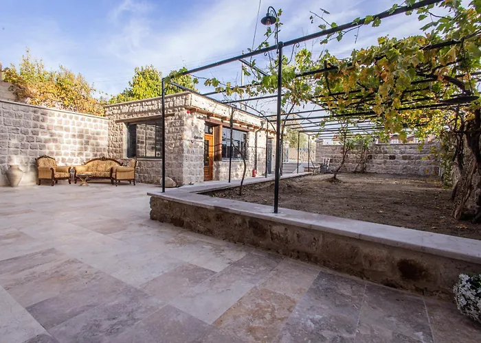 Gazel Cave House Bed & Breakfast 3*